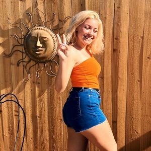 Meet your Posher, Lexie